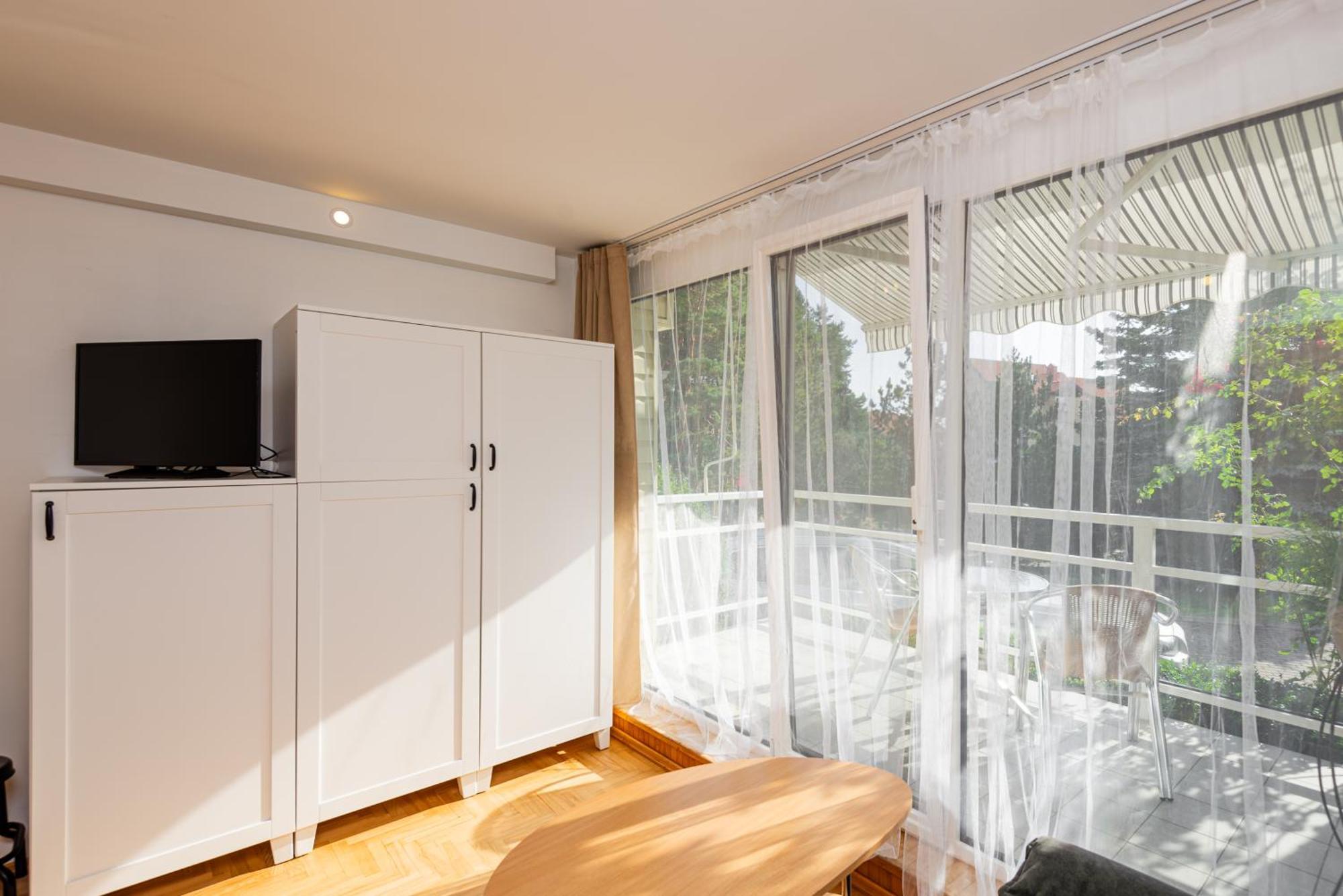 Pas Juste Apartamento Nida Exterior foto